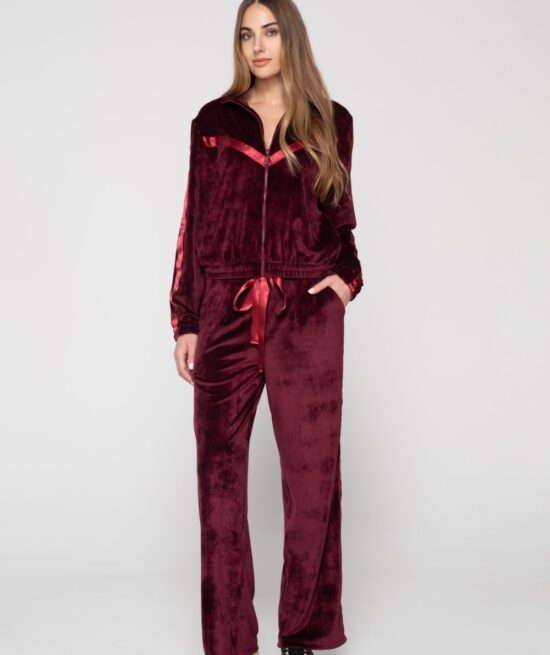 Devoted 8051 zip sweatshirt & 8055 wide leg pants aubergine close cut