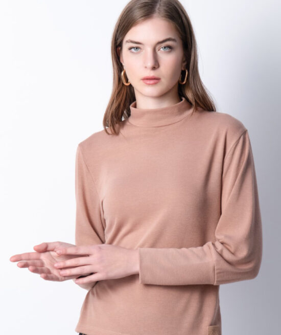 Tempted 8091 turtleneck t shirt beige & 8098 sweatpants unique close cut