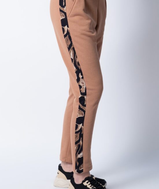 Tempted 8097 high waisted chino beige side